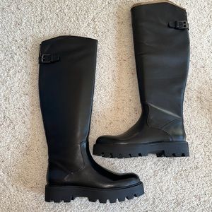 BRAND NEW NEVER BEEN WORN FRANCO SARTO KNEE HIGH BOOTS!
